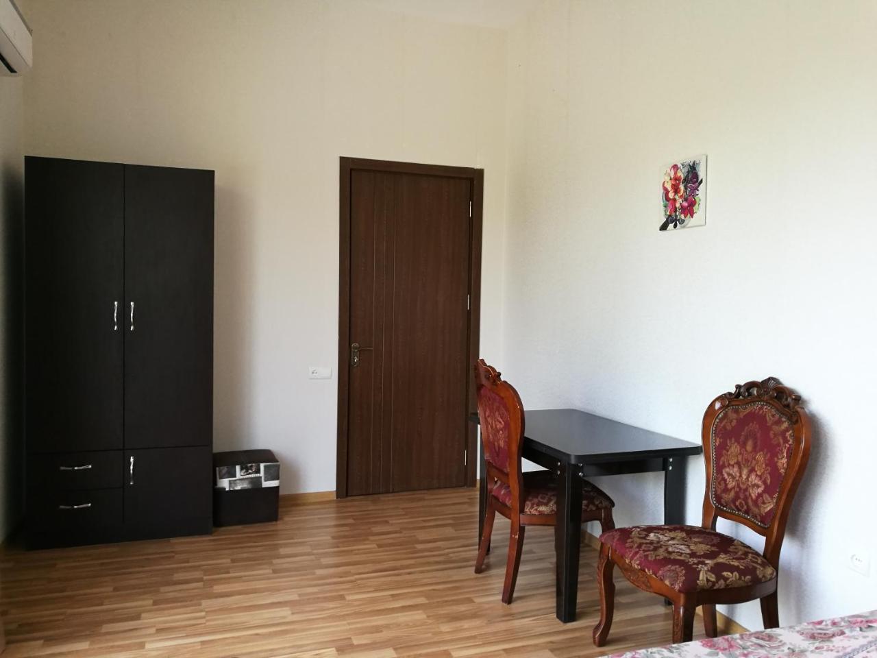 Ferienwohnung Agora Tbilisi Exterior foto