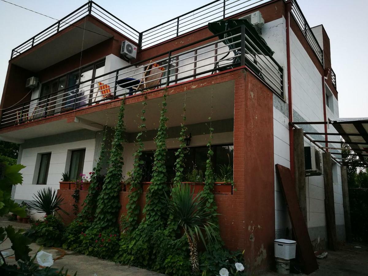 Ferienwohnung Agora Tbilisi Exterior foto